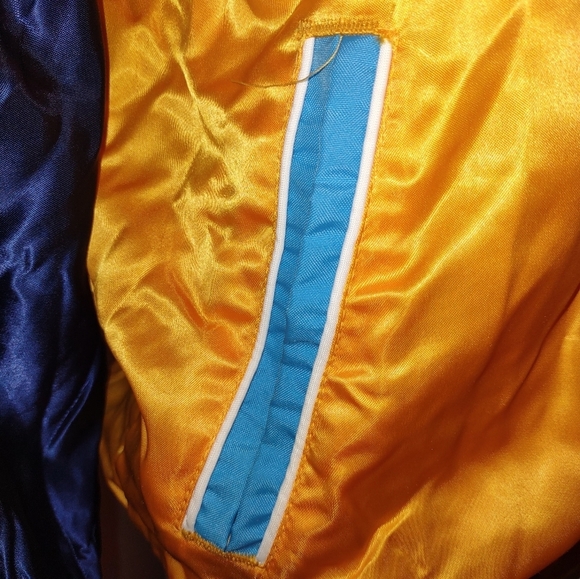 VINTAGE 80s bomber jacket - Picture 2 of 10